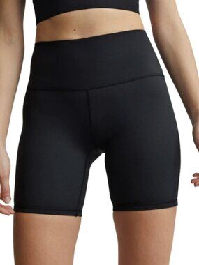 Varley Let's Move Short 7" Size Small